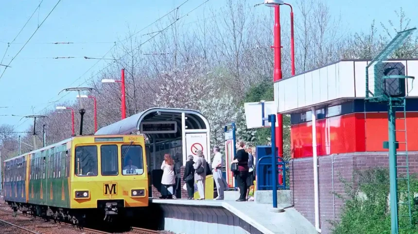 Living in Kingston Park Newcastle Shops, Metro & Family Life
