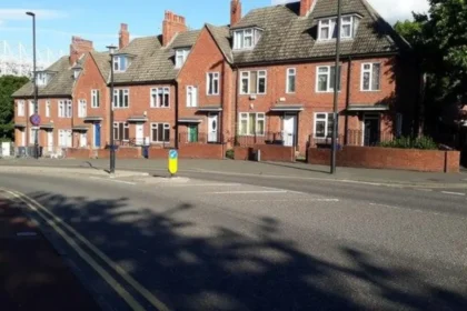 Getting Around Arthur’s Hill: Buses, Parking, Walking Routes and Local Transport Guide